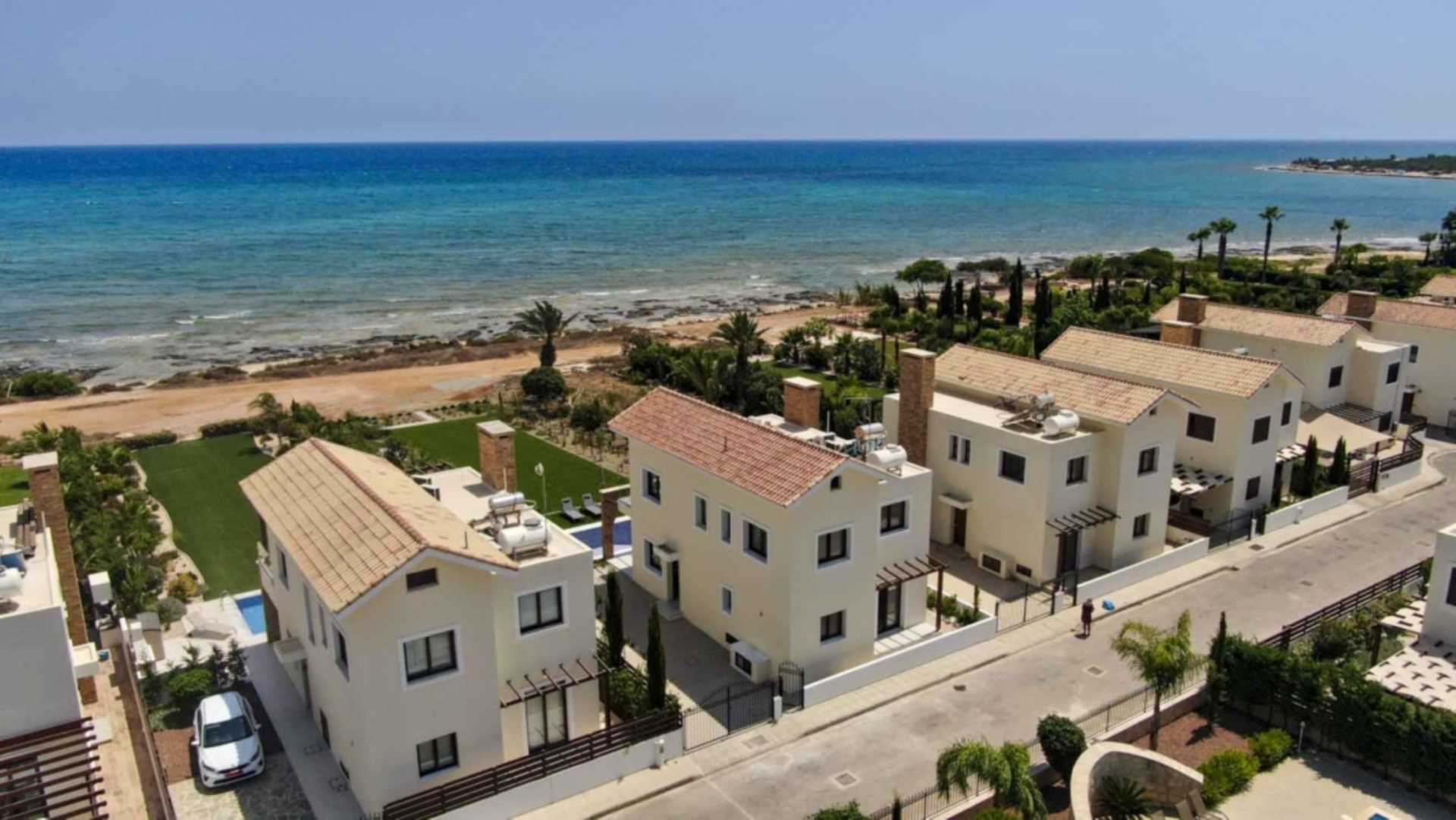 5 bedroom Detached in Ayia Thekla, Famagusta, Cyprus – IoN125dp