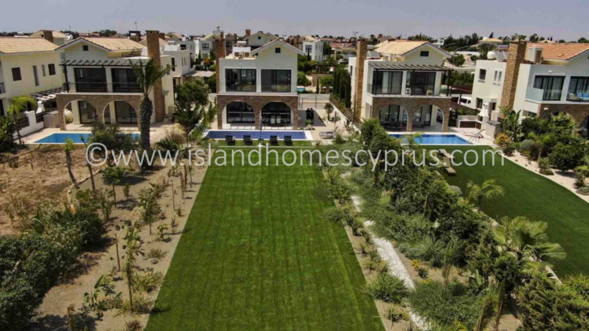 5 bedroom Detached in Ayia Thekla, Famagusta, Cyprus – IoN125dp