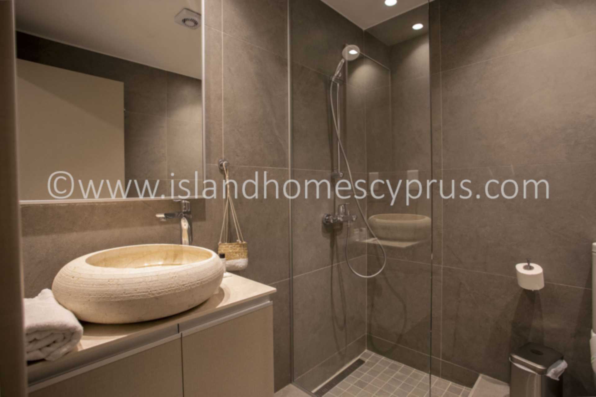 5 bedroom Detached in Ayia Thekla, Famagusta, Cyprus – IoN125dp