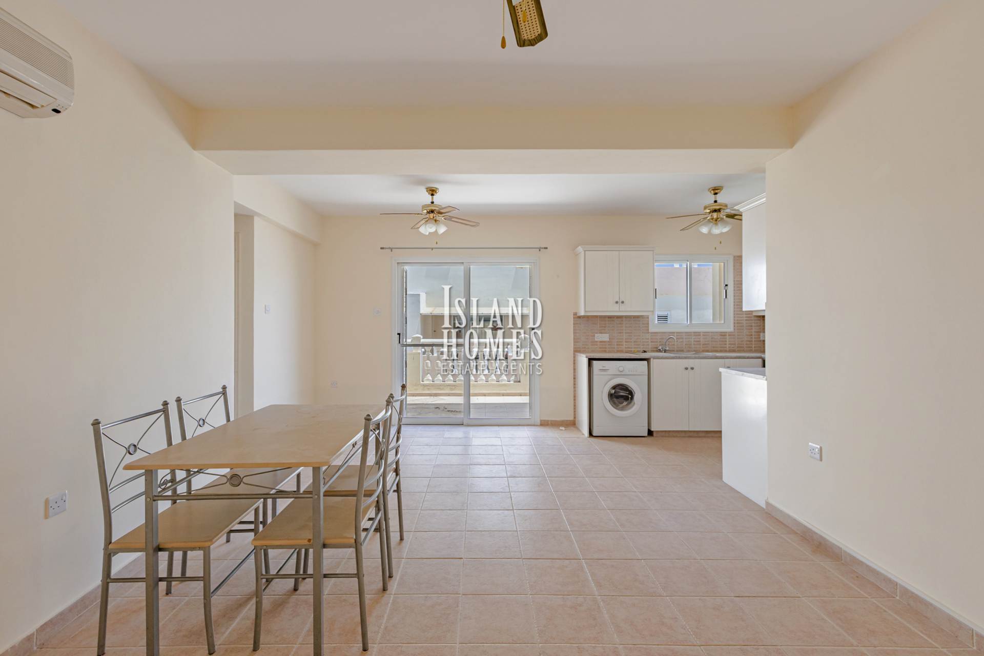 2 bedroom Apartment in Kapparis, Famagusta, Cyprus – PdK114in