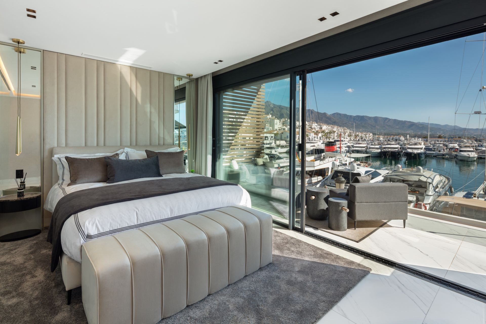 3 bedroom Apartment in Marbella, Malaga, Spain – 464-00402D