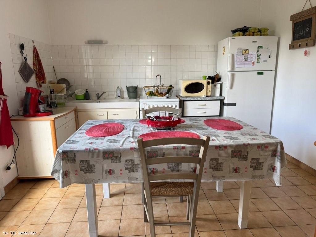 3 bedroom House in Verteuil-Sur-Charente, France – r7512