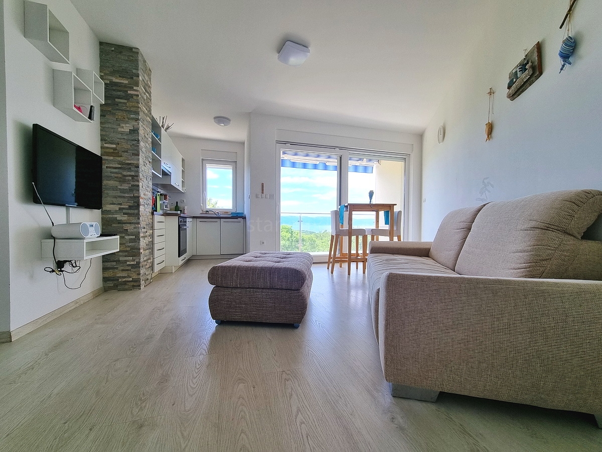 1 bedroom apartment in Omišalj, Croatia – 103694