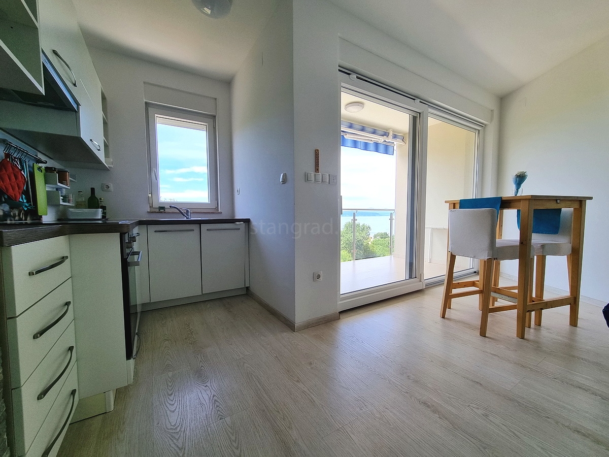 1 bedroom apartment in Omišalj, Croatia – 103694