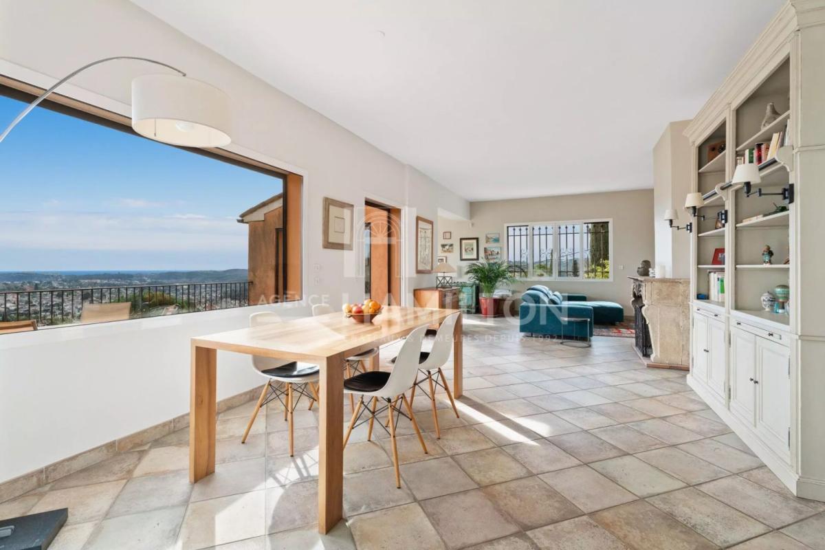 5 bedroom villa in La Colle-sur-loup, Alpes-Maritimes, France