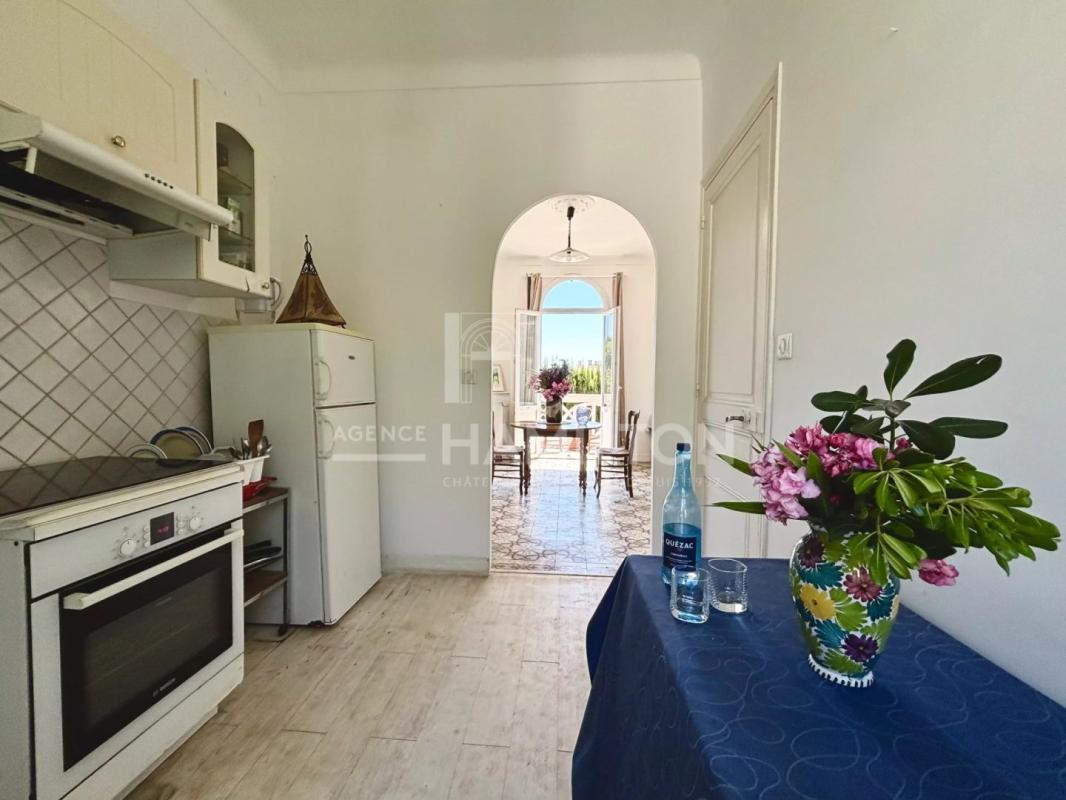 4 bedroom villa in Châteauneuf-grasse, Alpes-Maritimes, France