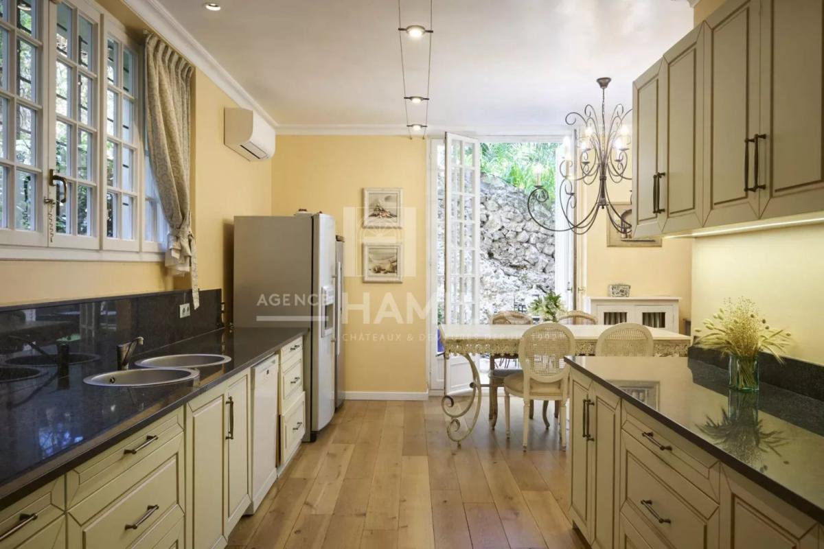5 bedroom villa in Cap-d’ail, Alpes-Maritimes, France
