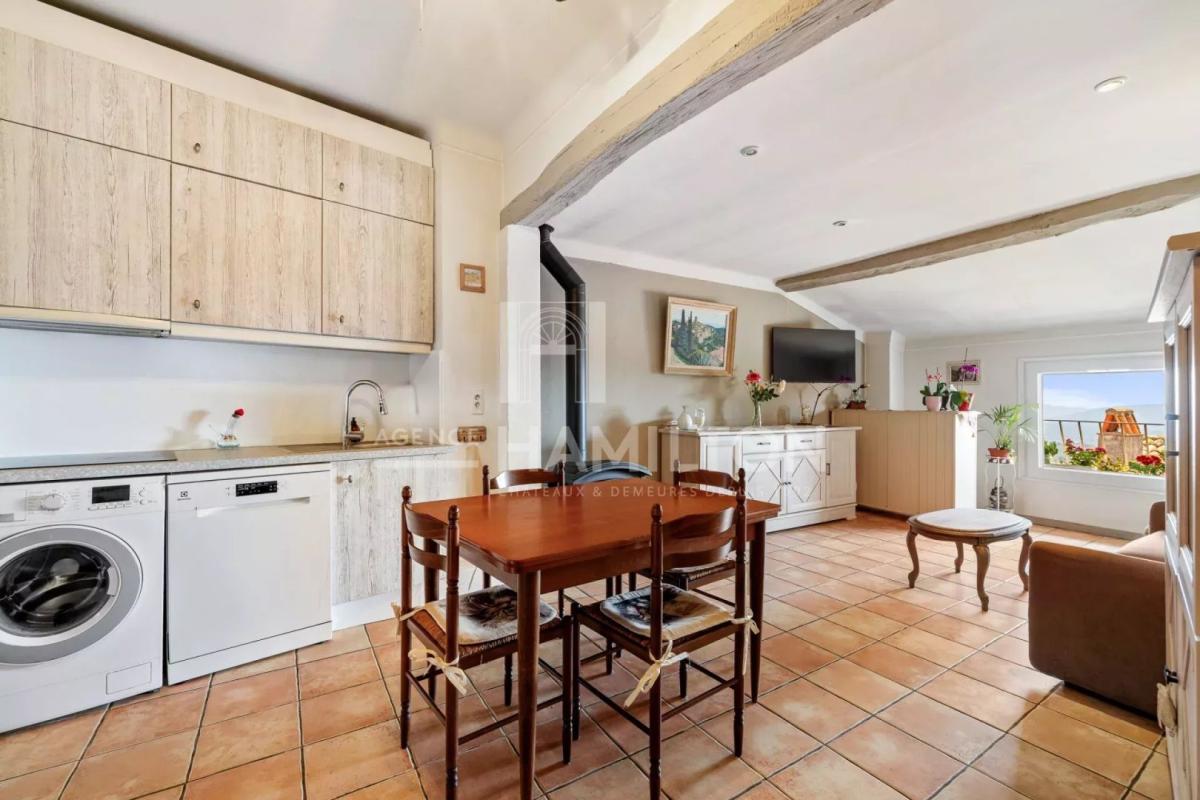 2 bedroom t4 in Châteauneuf-grasse, Alpes-Maritimes, France