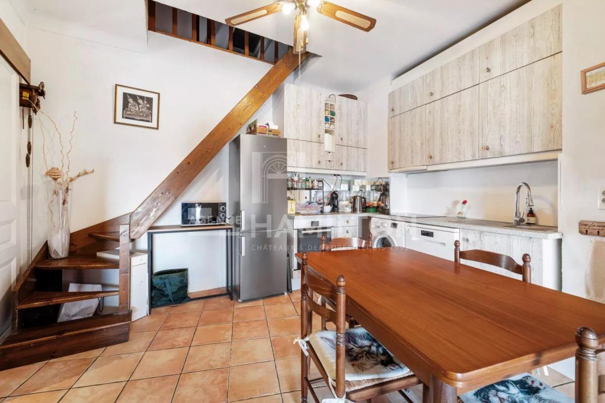 2 bedroom t4 in Châteauneuf-grasse, Alpes-Maritimes, France