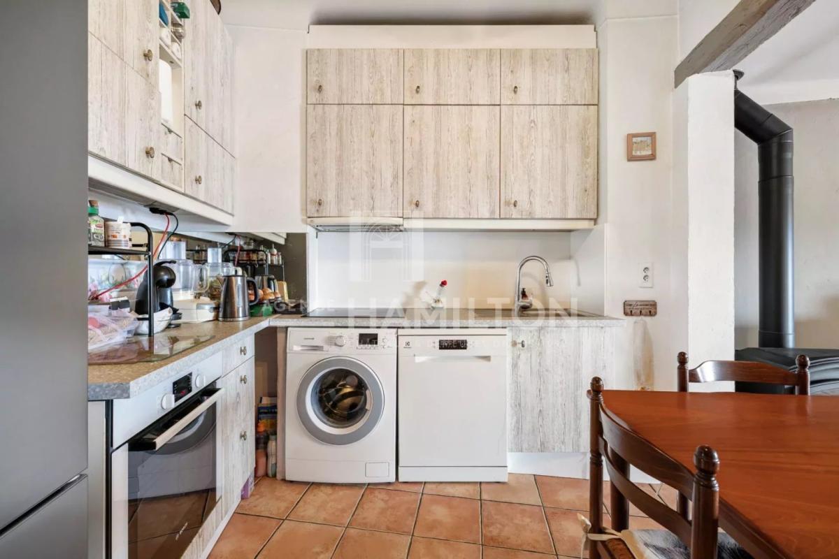 2 bedroom t4 in Châteauneuf-grasse, Alpes-Maritimes, France