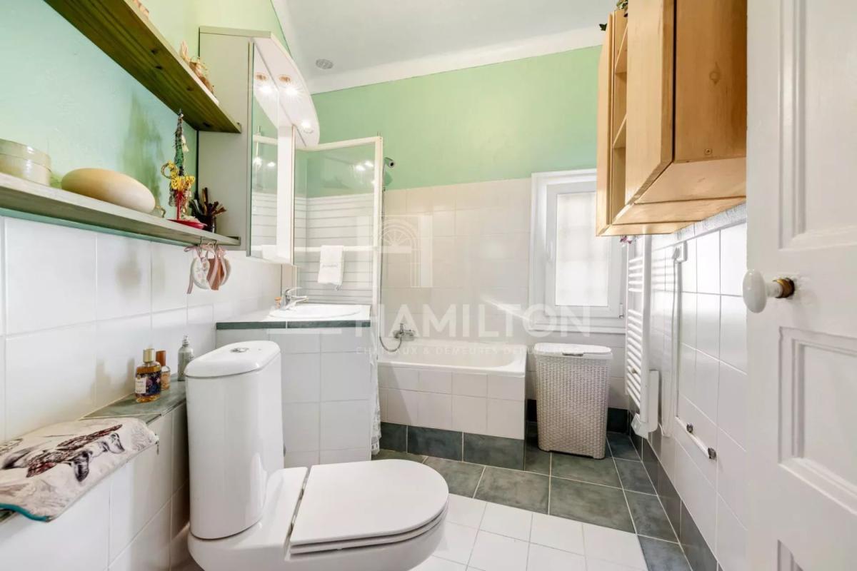 2 bedroom t4 in Châteauneuf-grasse, Alpes-Maritimes, France