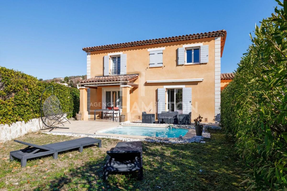 3 bedroom villa in Le Rouret, Alpes-Maritimes, France