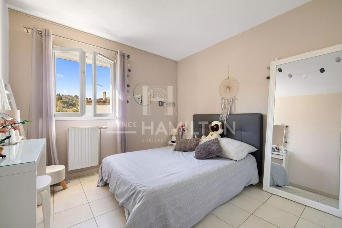 3 bedroom villa in Le Rouret, Alpes-Maritimes, France