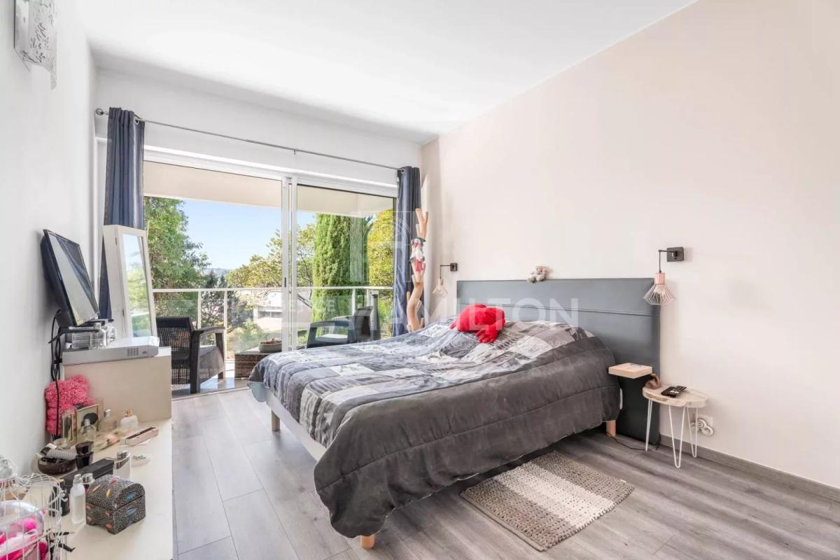 5 bedroom villa in Biot, Alpes-Maritimes, France