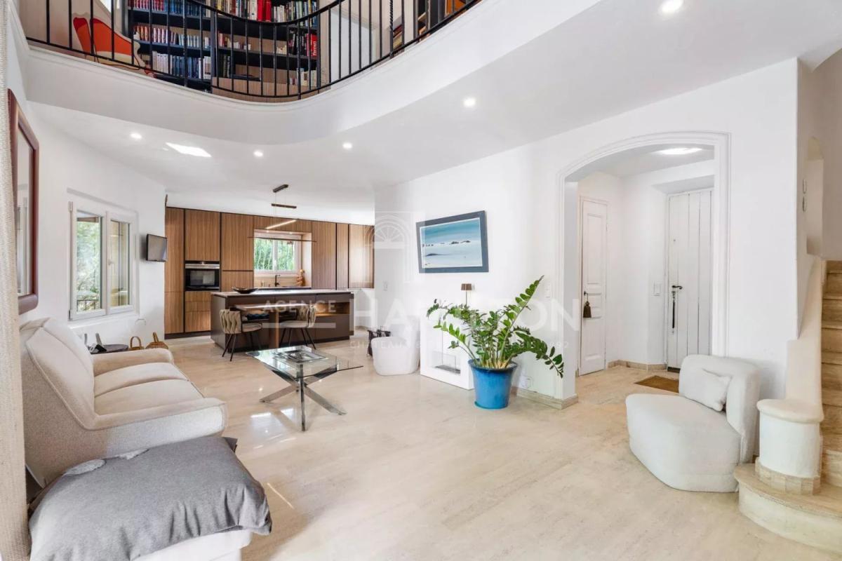 3 bedroom maison d’architecte in Cannes, Alpes-Maritimes, France