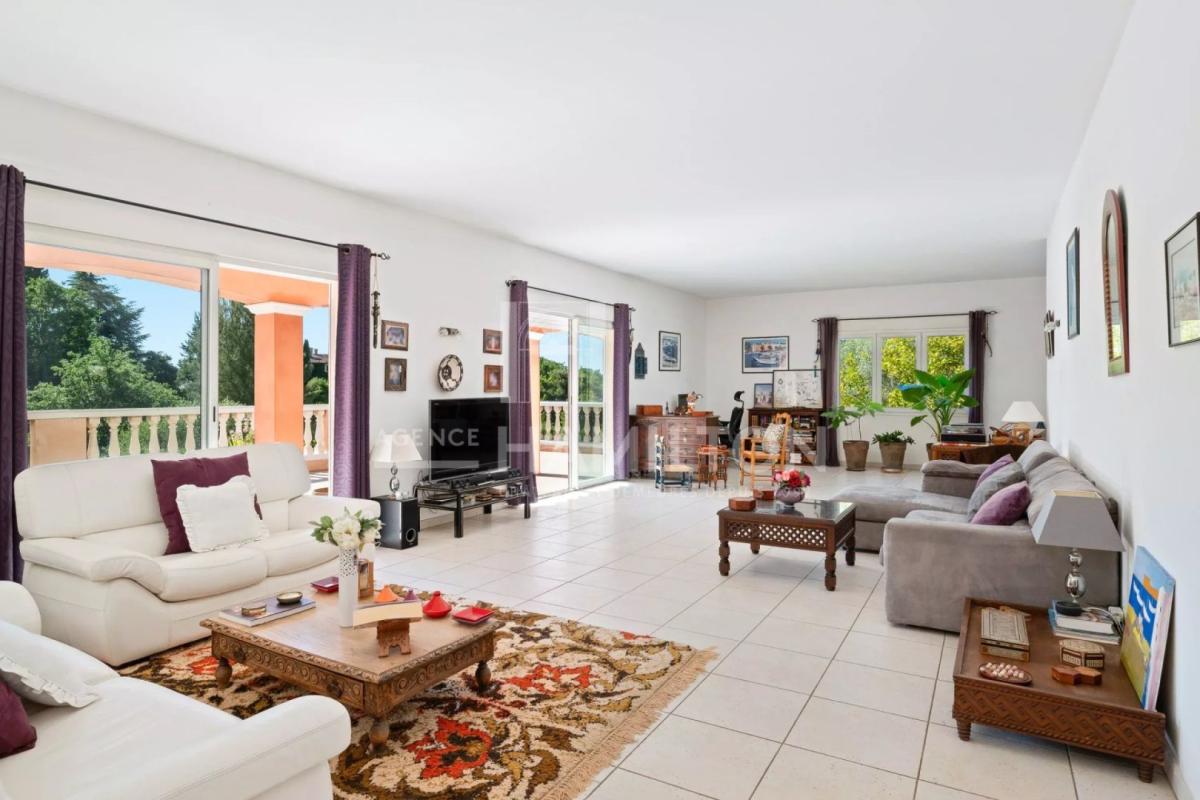5 bedroom villa in Nice, Alpes-Maritimes, France