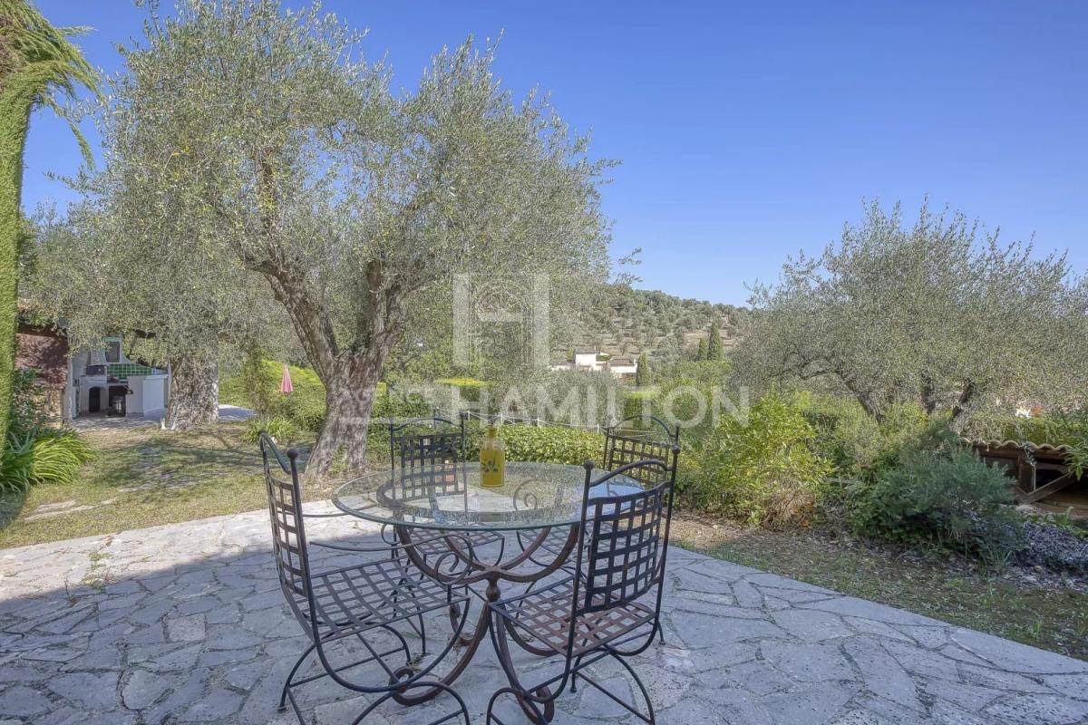 4 bedroom villa in Le Rouret, Alpes-Maritimes, France