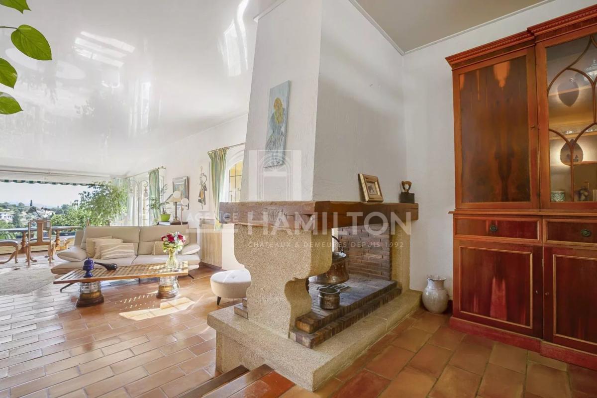4 bedroom villa in Le Rouret, Alpes-Maritimes, France