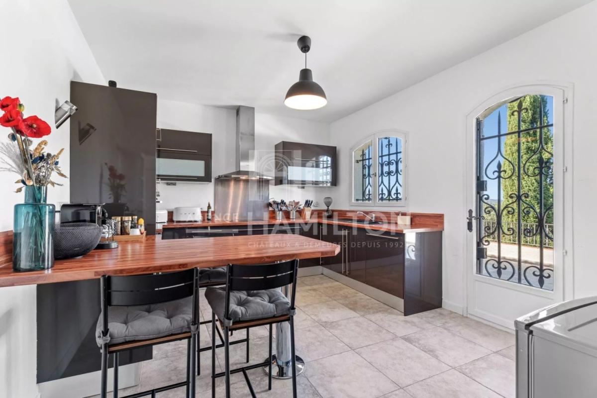 6 bedroom villa in Grasse, Alpes-Maritimes, France