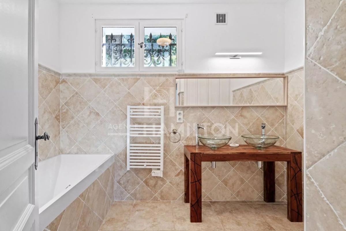 6 bedroom villa in Grasse, Alpes-Maritimes, France