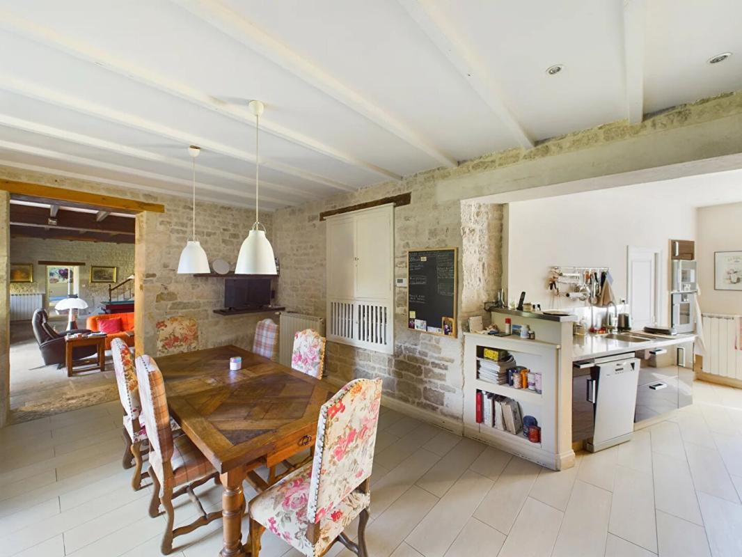5 bedroom maison in Perigne, Deux-Sèvres, France