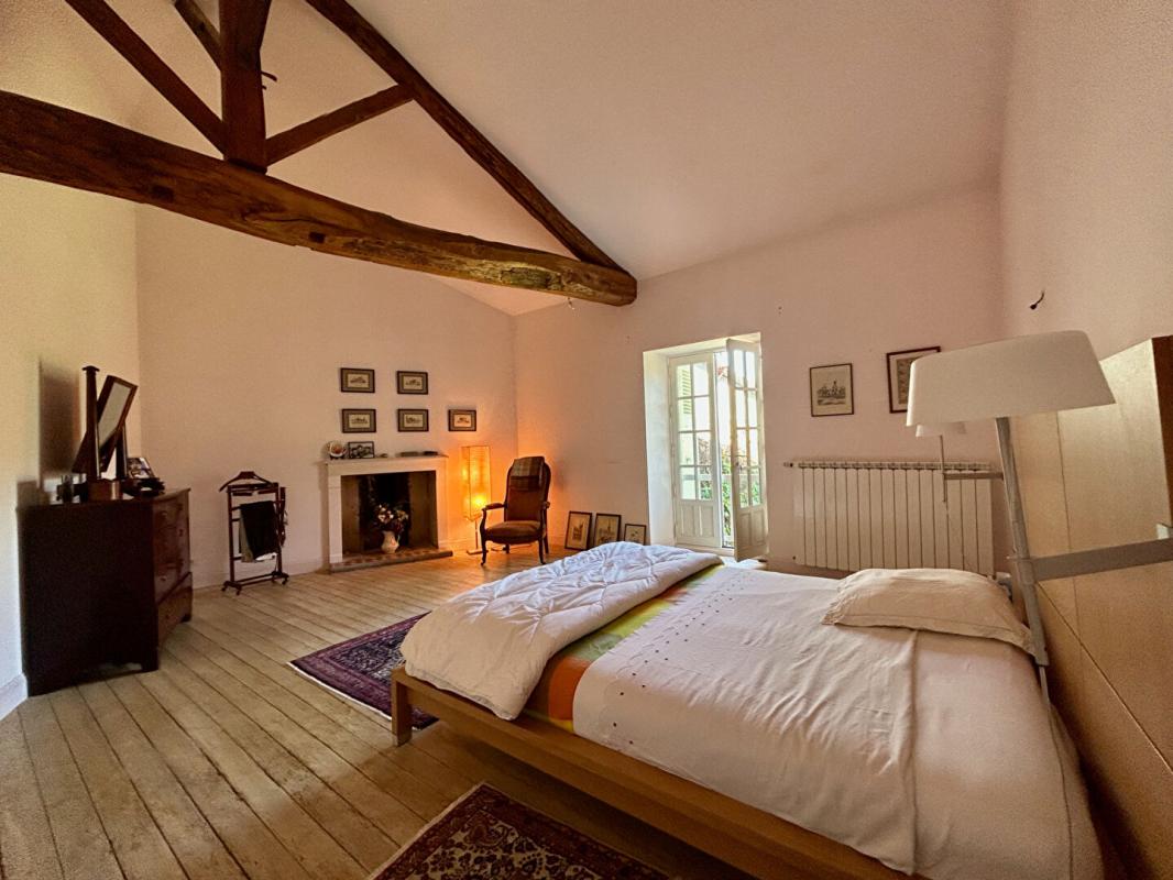 5 bedroom maison in Perigne, Deux-Sèvres, France