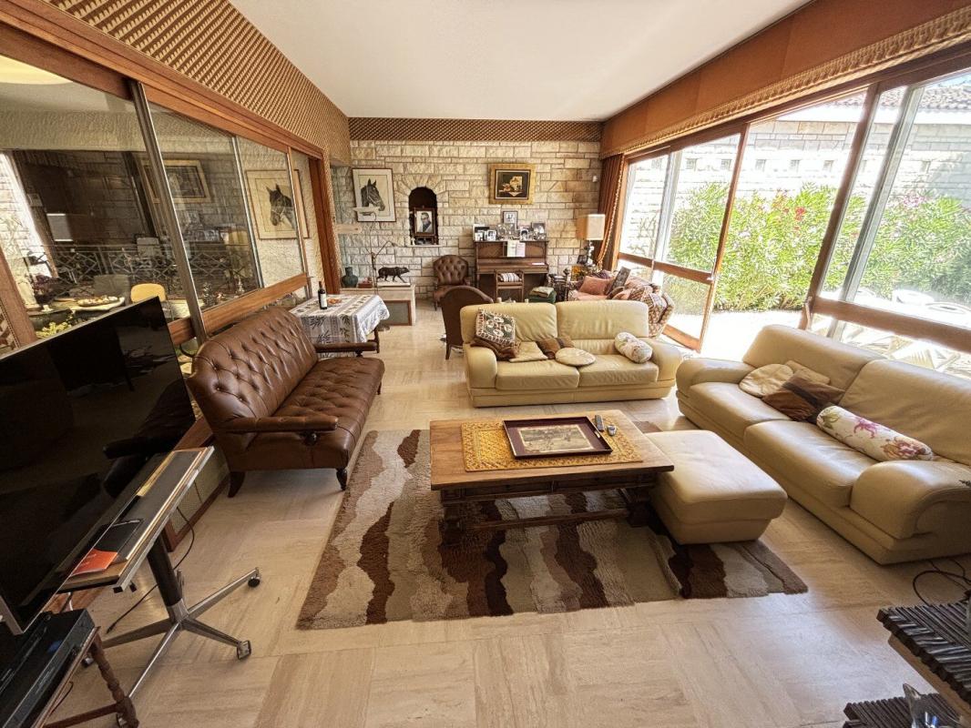 5 bedroom maison d’architecte in Civray, Vienne, France