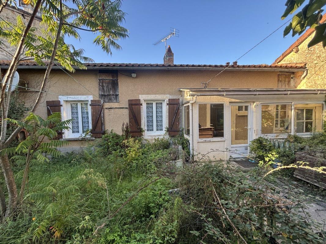 3 bedroom maison a renover in Saint Gourson, Charente, France
