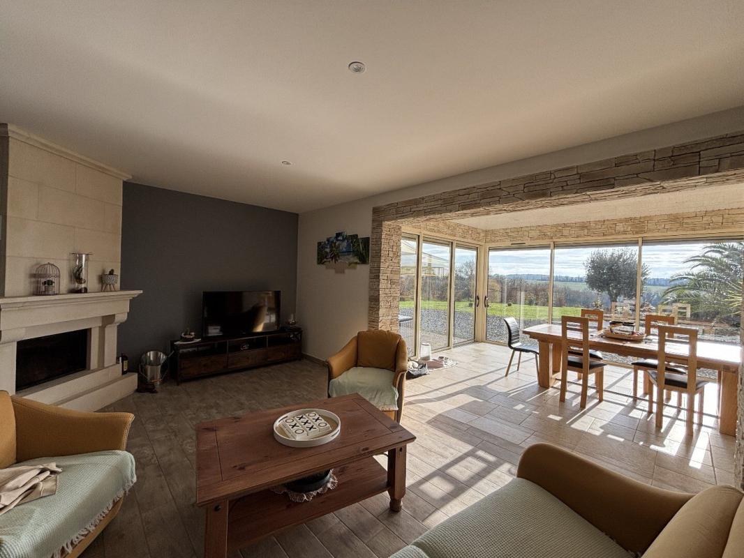 2 bedroom maison in Theil Rabier, Charente, France