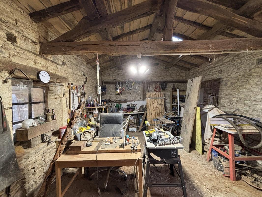 2 bedroom maison de campagne in Chatain, Vienne, France
