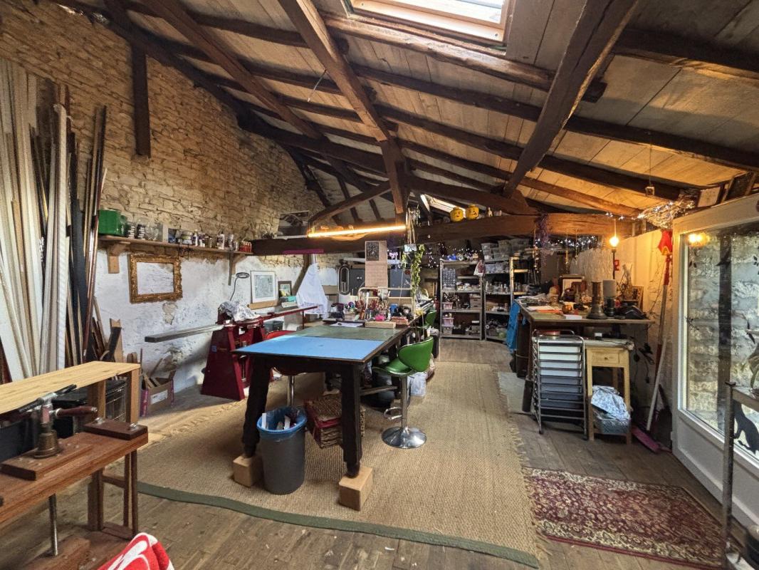 2 bedroom maison de campagne in Chatain, Vienne, France