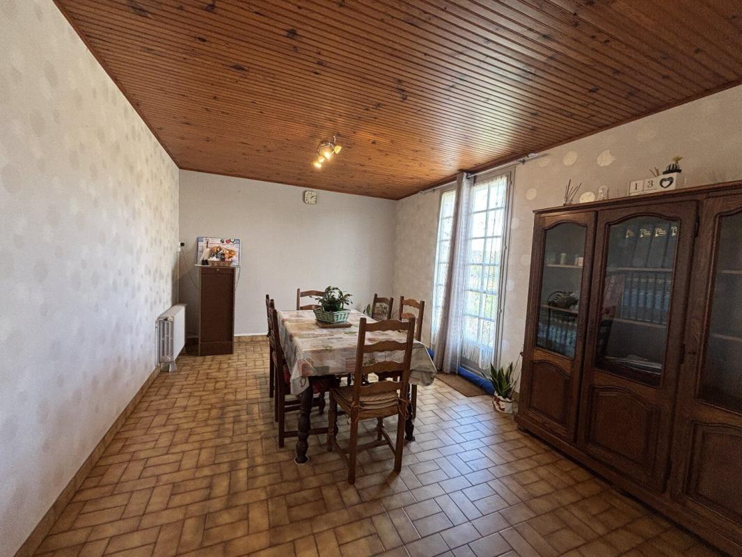 3 bedroom bungalow in Villefagnan, Charente, France