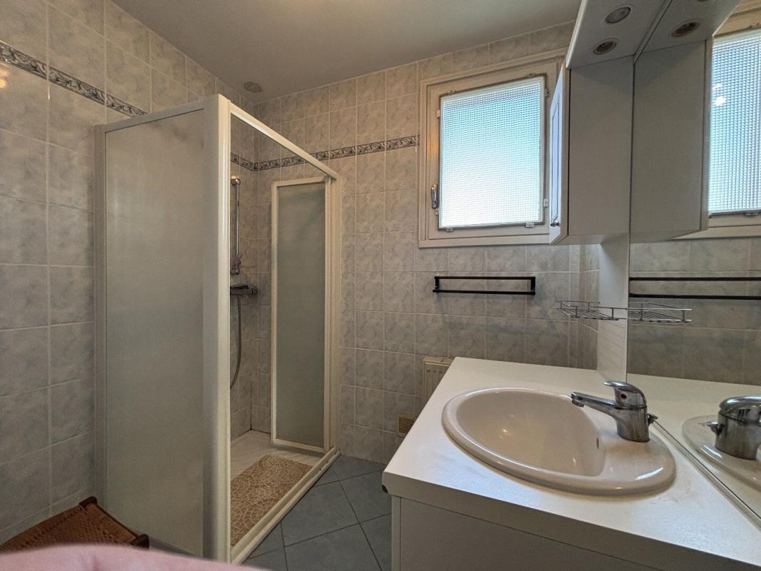 2 bedroom maison individuelle in Ruffec, Charente, France