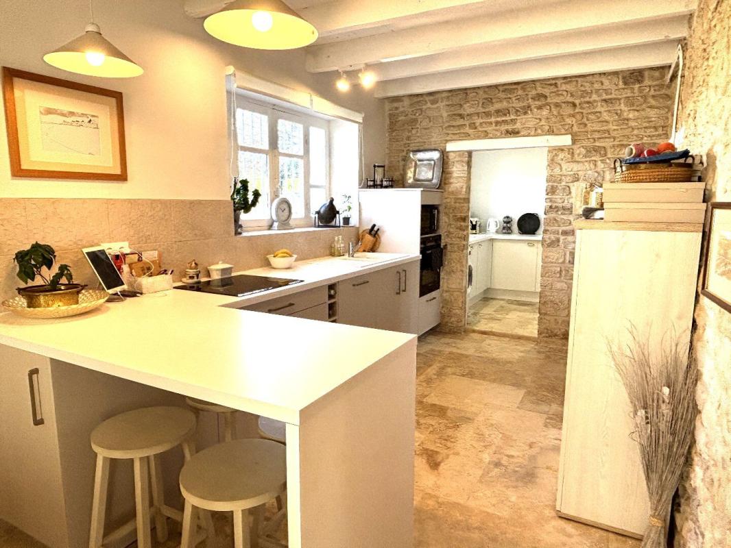 8 bedroom propriete in Aunac, Charente, France