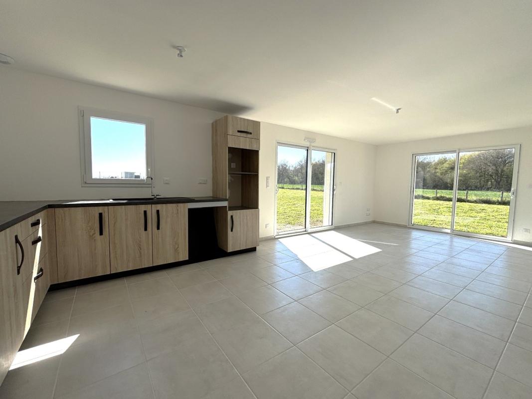 2 bedroom maison neuve in Vouleme, Vienne, France