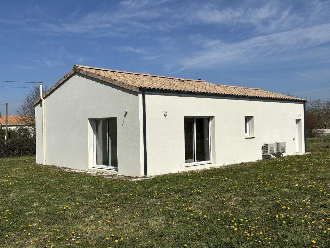 2 bedroom maison neuve in Vouleme, Vienne, France