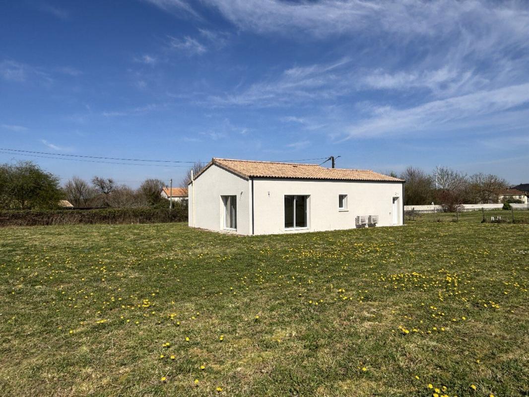 2 bedroom maison neuve in Vouleme, Vienne, France
