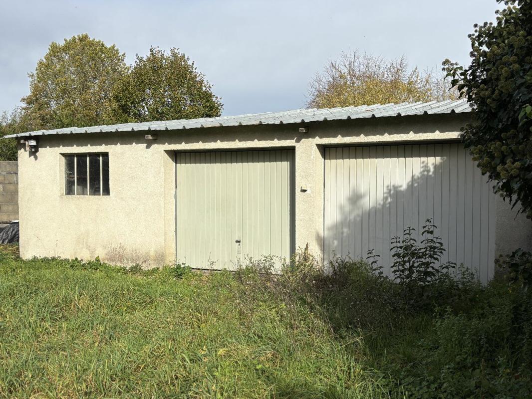 2 bedroom maison in Vouharte, Charente, France