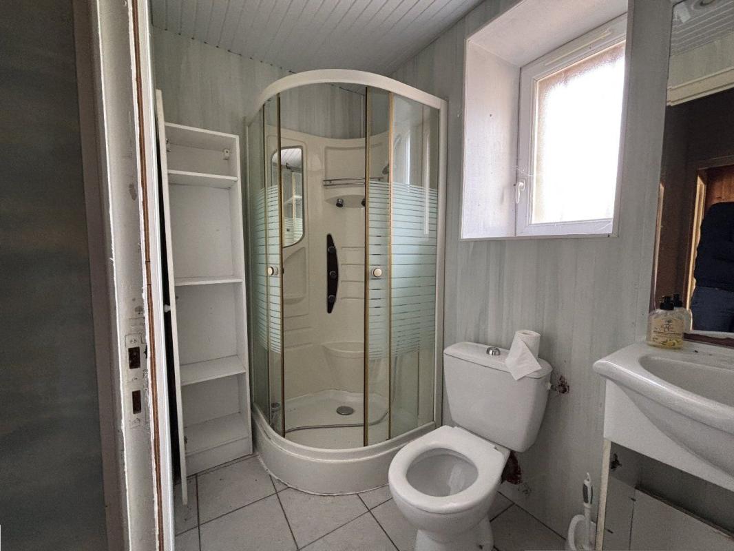 2 bedroom maison in Vouharte, Charente, France
