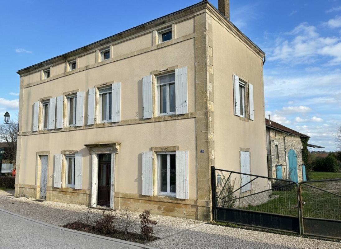 3 bedroom maison de village in Courcome, Charente, France