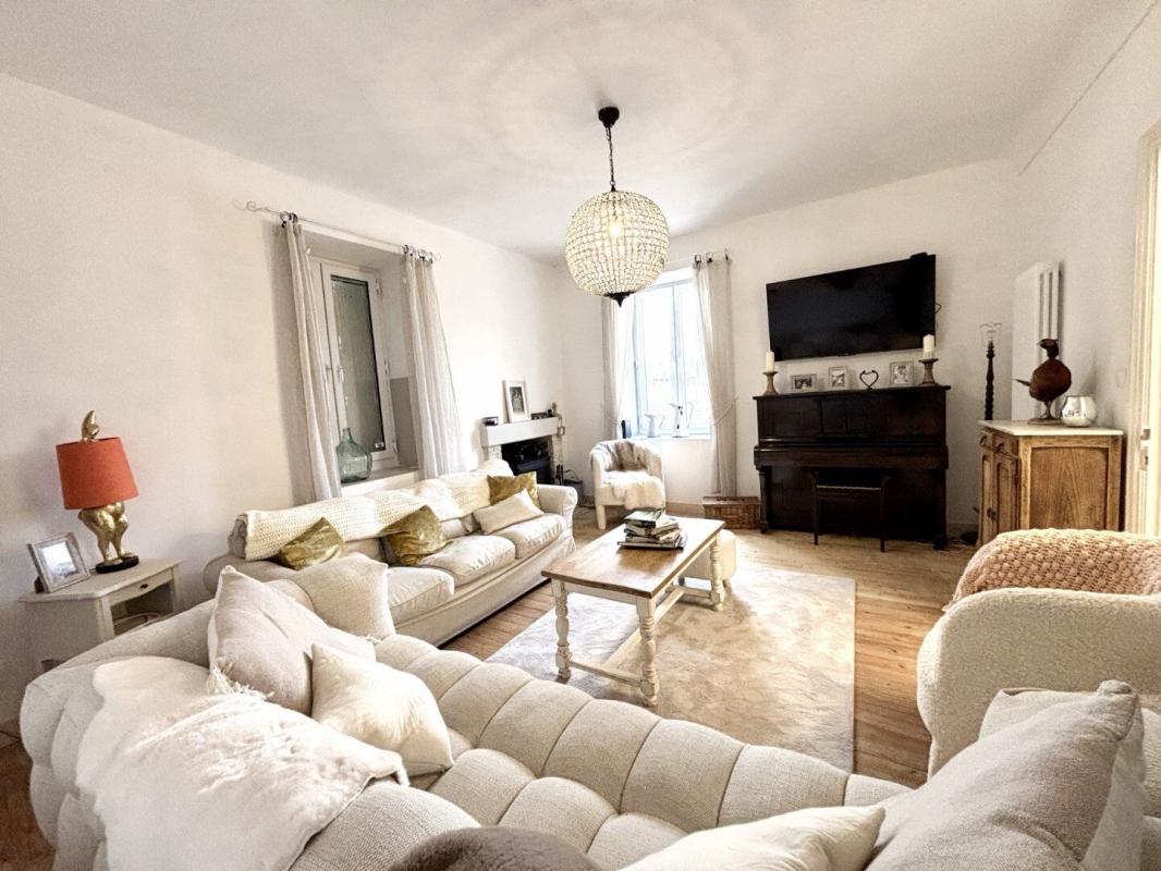 3 bedroom maison de village in Courcome, Charente, France