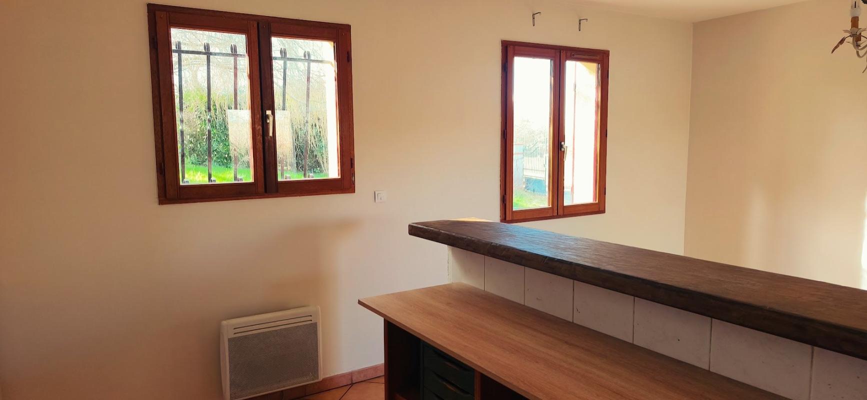 3 bedroom maison recente in Durfort Lacapelette, Tarn-et-Garonne, France
