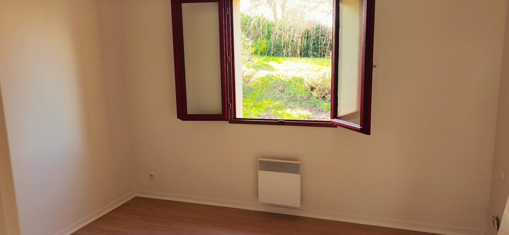 3 bedroom maison recente in Durfort Lacapelette, Tarn-et-Garonne, France