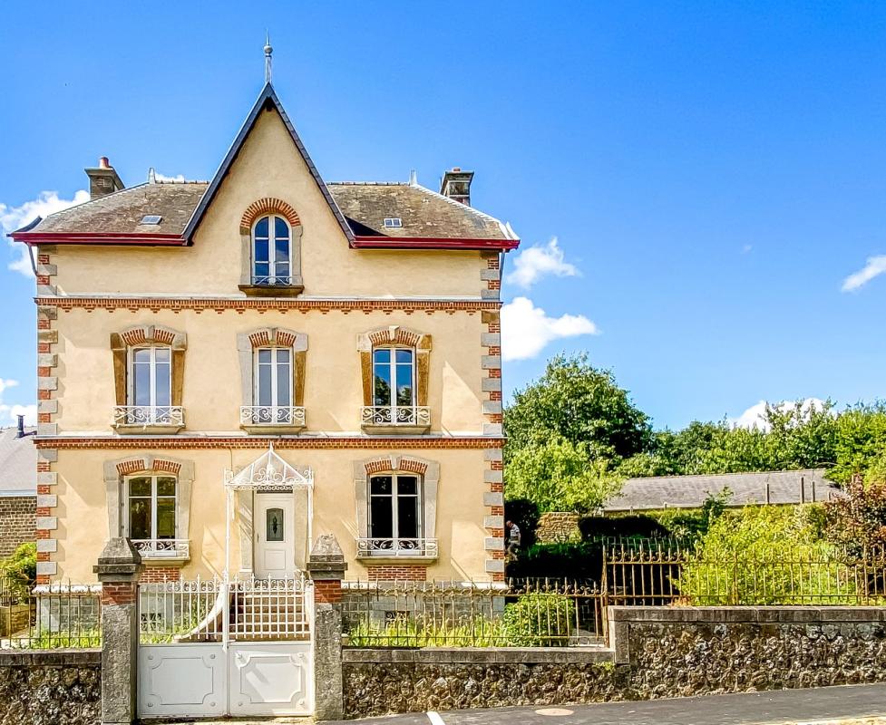 4 bedroom propriete in Lassay Les Chateaux, Mayenne, France