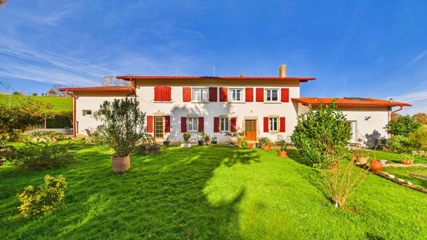 9 bedroom demeure in Guiche, Pyrénées-Atlantiques, France