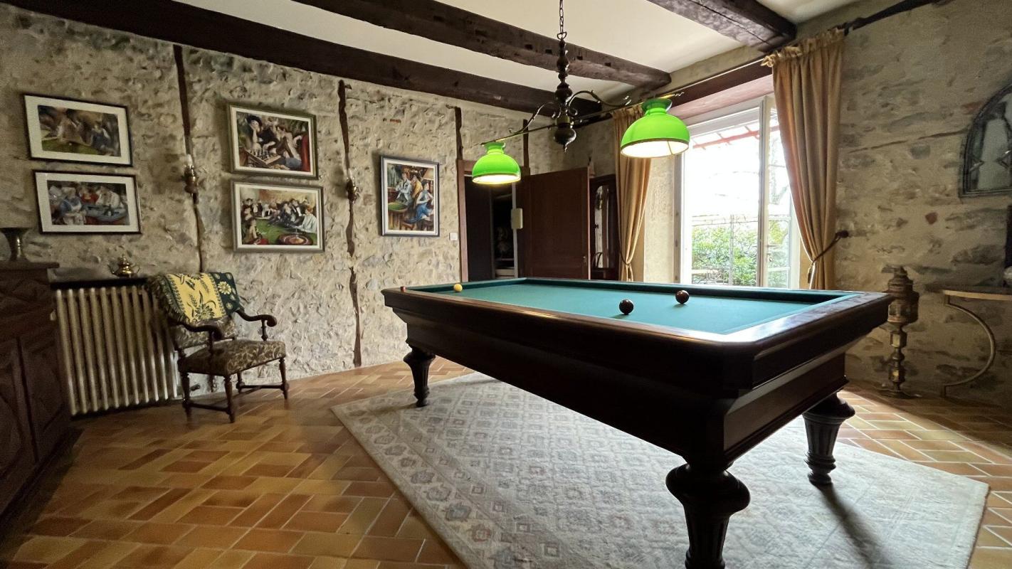 4 bedroom demeure in Saint Laurent Les Tours, Lot, France