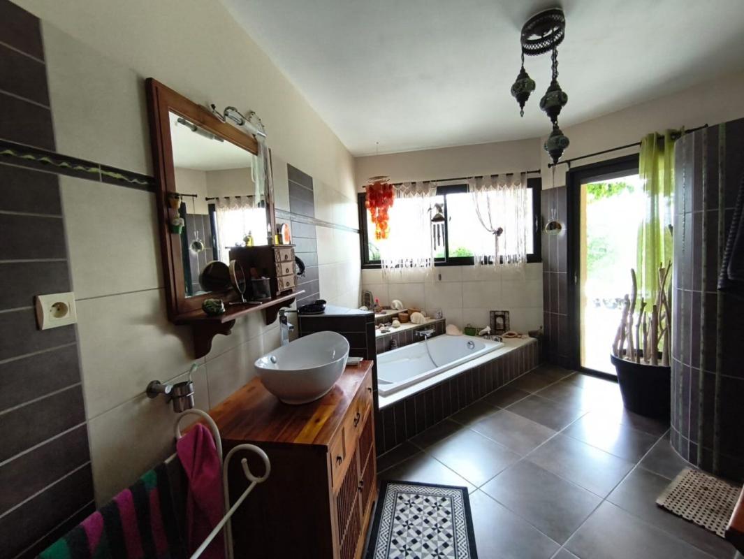 4 bedroom villa in Bioule, Tarn-et-Garonne, France