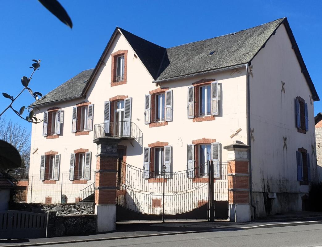 4 bedroom propriete in La Salvetat Peyrales, Aveyron, France