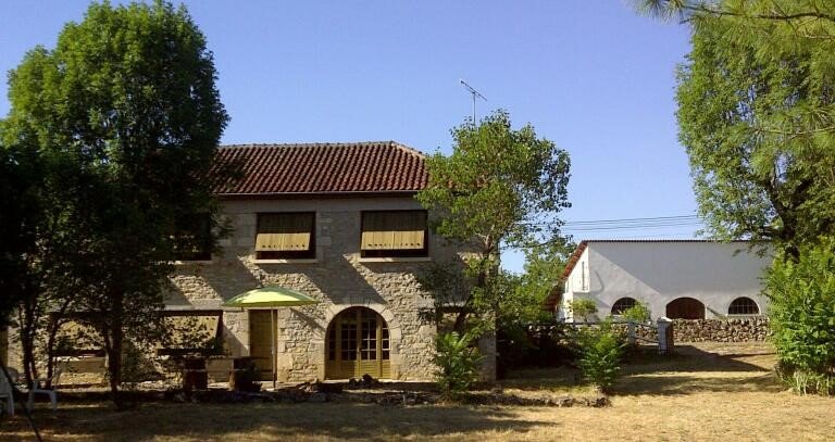 5 bedroom maison in Montsales, Aveyron, France