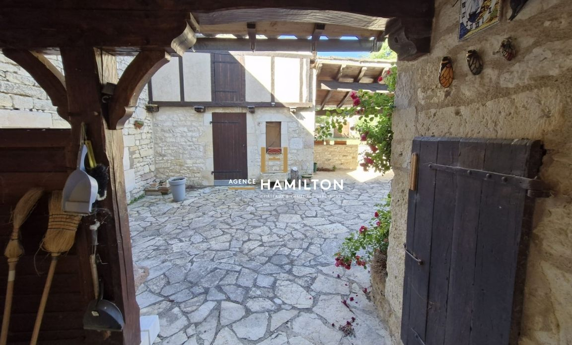 maison de village in Noailles, Tarn, France